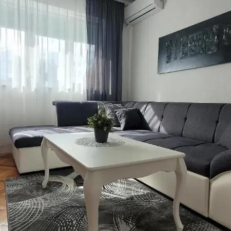 Apartman Novak 公寓 Brčko