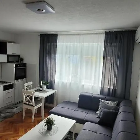 Apartman Novak
